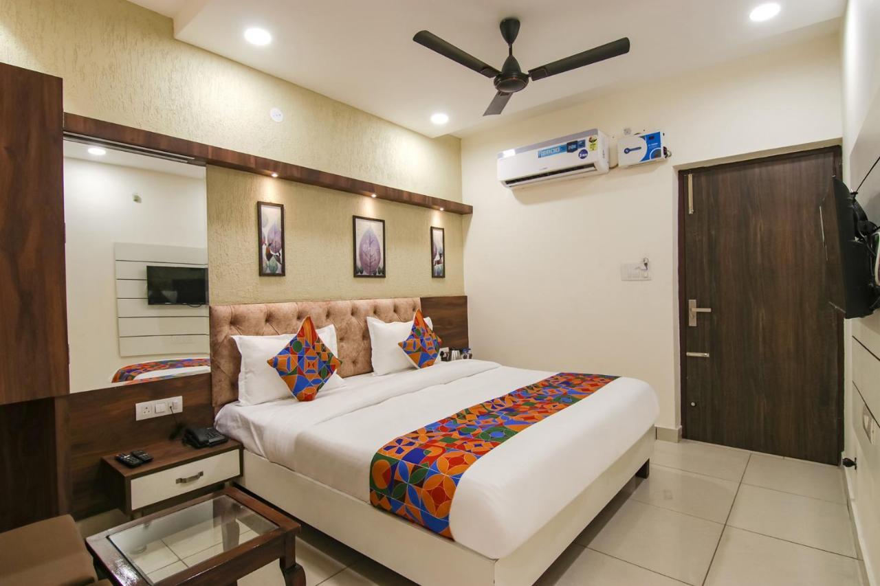 Fabhotel Spring Amritsar Exterior foto